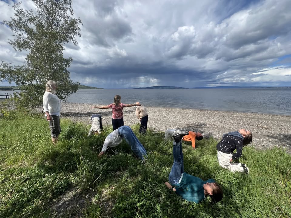 Nyhet: WS med Monica – innføring i de tibetanske ritene lørdag 25.oktober 2025 kl 11:00 – 14:00 på Lotussenteret i Larvik